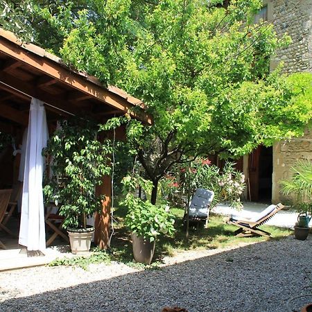 Les Pascals Bed and Breakfast Saint-Paul-lès-Romans Eksteriør billede
