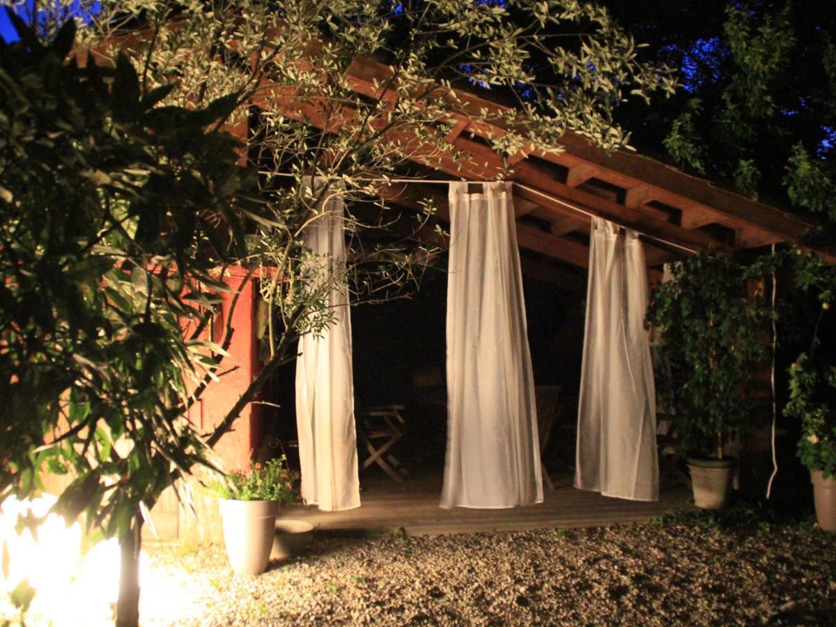 Les Pascals Bed and Breakfast Saint-Paul-lès-Romans Eksteriør billede